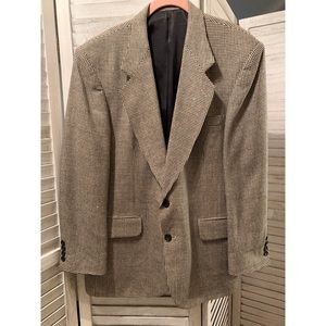 Gorgeous Oscar De La Renta Men’s Blazer
